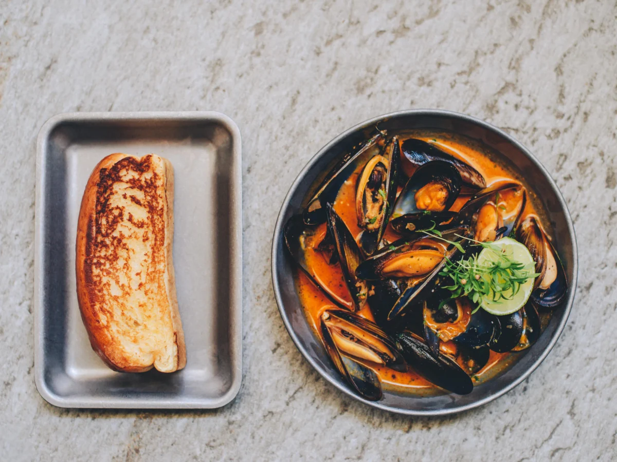 Muscles with homemade bread Seafood Cape Town