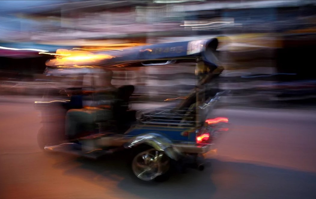 Chaos of Tuk Tuk movement