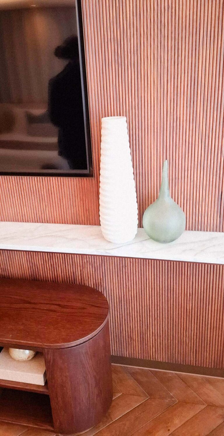 Decor in the room of Table Bay InterContinental